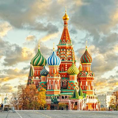 ロシア芸術本　Moscow Mansions モスクワの邸宅 頭上に家具が―モスクワの「逆さまの家」 - WSJ