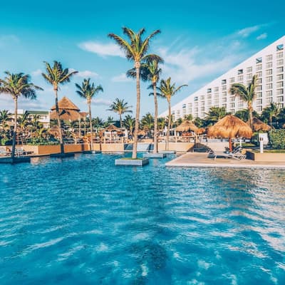 Paquete a Cancún | Iberostar Selection Cancún 4* from 14.660 Bs