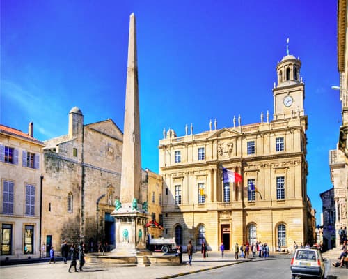 Arles