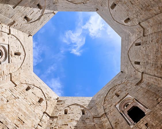 Castel del Monte, patrimonio dell'UNESCO dal 1996.