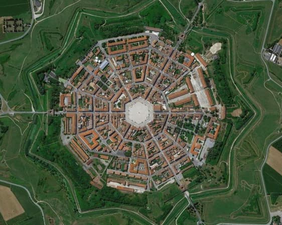 Palmanova