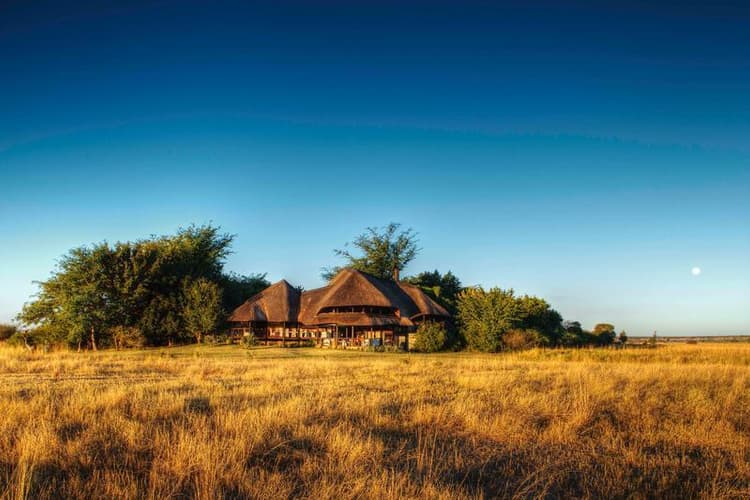 Bild - Desert & Delta Safaris: Community & Conservation - CP6/6 Night - MUB/BBK