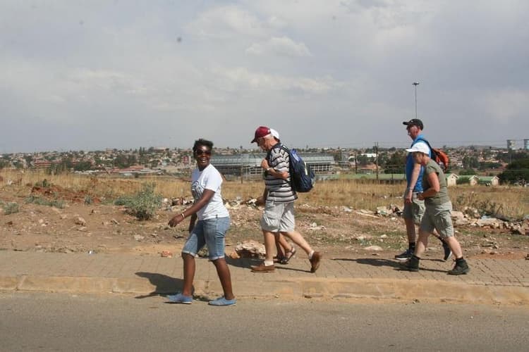 Image - Lebo's Soweto Backpackers - Soweto Walking Tour (2 hours)