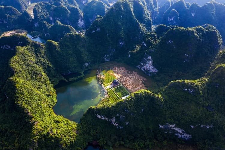 Image - From Hanoi to Angkor by Land