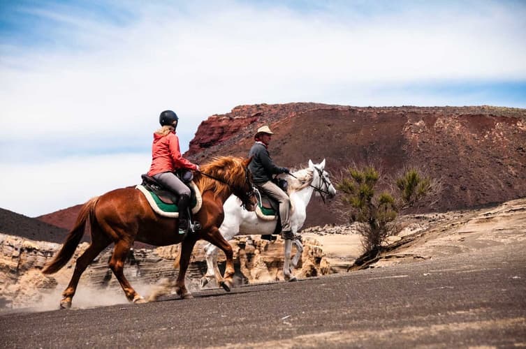 Immagine - Portogallo: Azzorre - Faial: l'isola dei 10 vulcani
