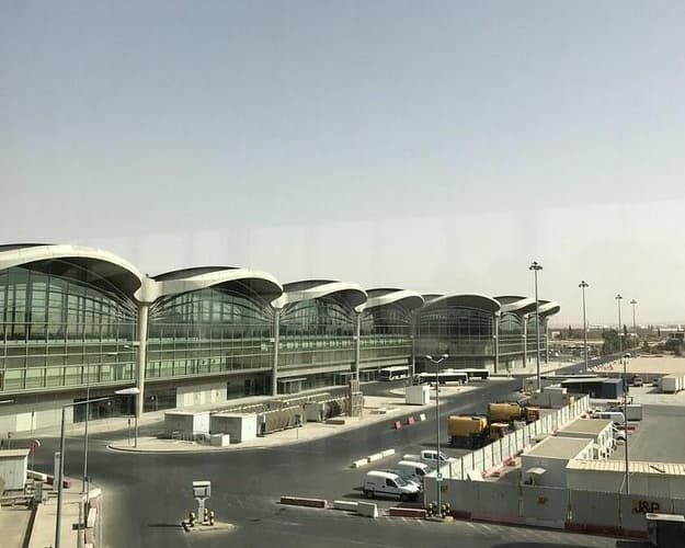 Image - Exploring ancient treasures