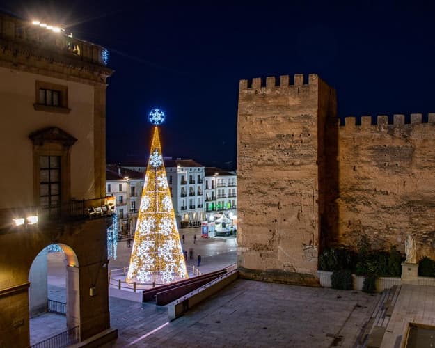 Image -  Navidad en Cáceres: Encanto Medieval