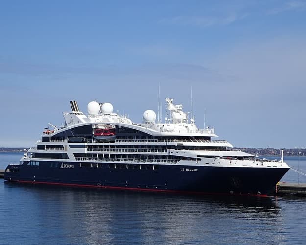 Imagen - Lo esencial del Caribe barco Le Bellot desde Santo Domingo a Fort de France