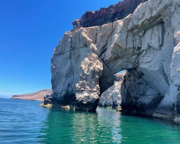 Imagen - TOUR CATAMARAN SUNSET ARCO DEL FIN DEL MUNDO PARA TU VIAJE A LOS CABOS