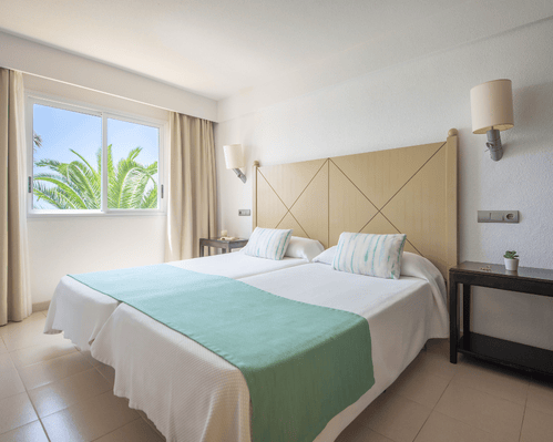 Imagen - OFERTA residentes - Blau Punta Reina Resort****