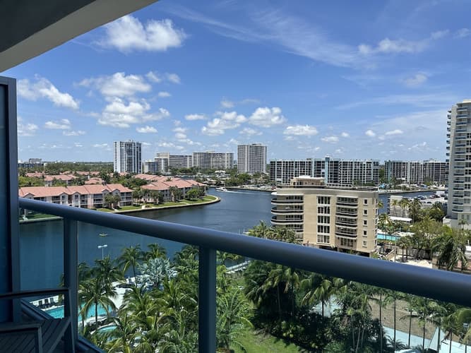 Image - DoubleTree Resort by Hilton Hollywood Beach, Miami Florida