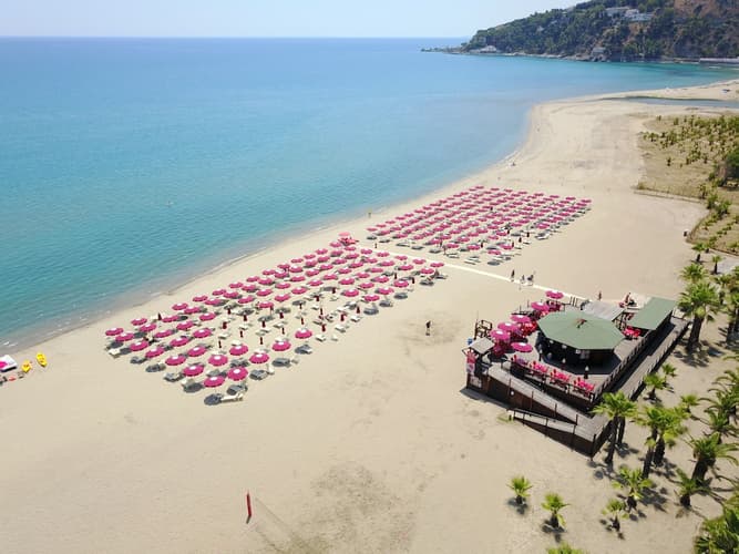 Image - Club Esse Sunbeach 4* All Inclusive AGOSTO