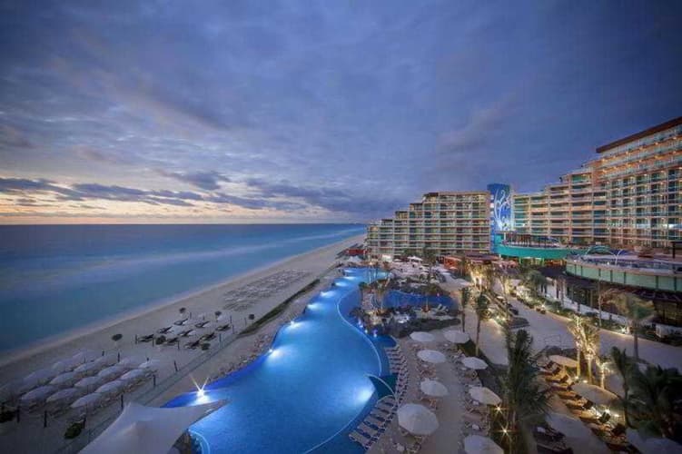 Image - Hard Rock Hotel Cancun - Beachside Rockstar