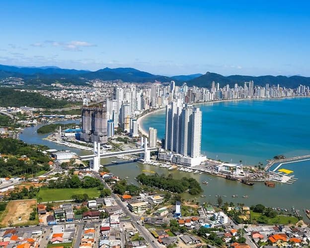 Imagen -  15 noches Esencial 13 Baln.Camboriú +2 noches ruta