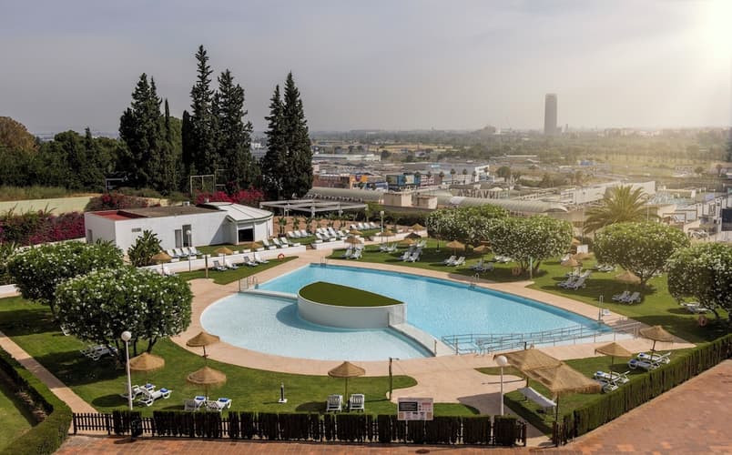 Image - 4* Hotel ILUNION Alcora Sevilla Hotel, Seville, Spain