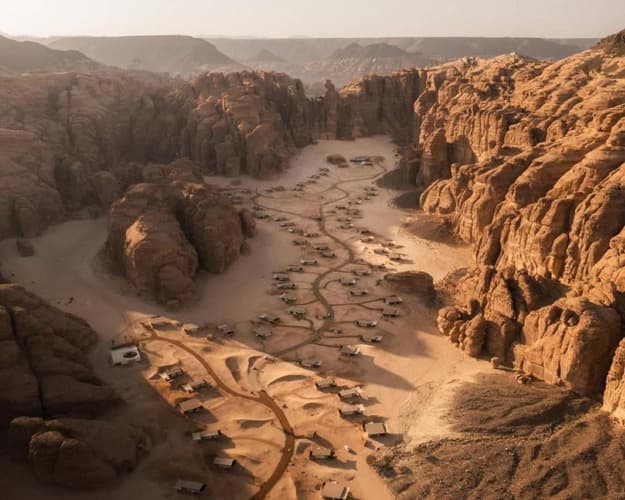 Imatge -  8 Days. The Northwest Route 