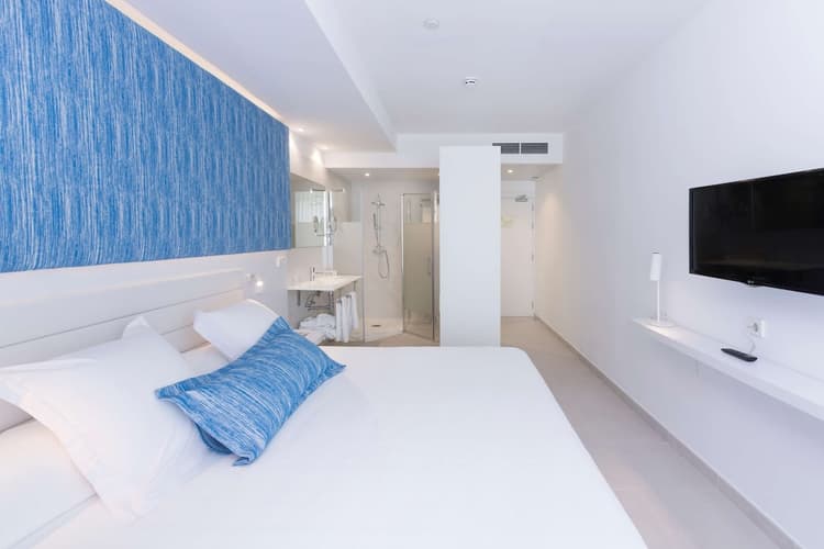 Image -  3N Reverence Mare Hotel + 1 GF