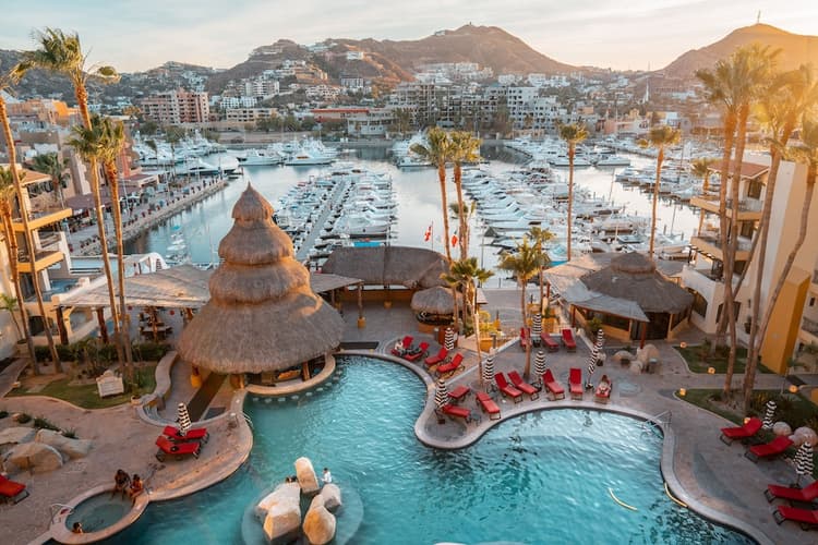 Imagen - FIN DE AÑO EN MARINA FIESTA LOS CABOS | 2 ADULTOS +2 MENORES