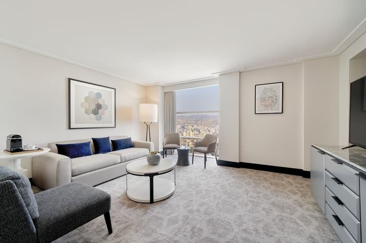 图像 -  2 nights at the luxurious Address 