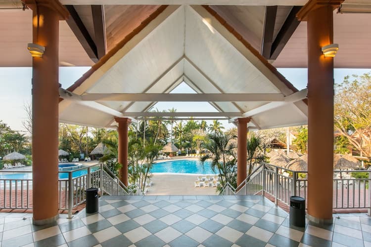 Imagen - Tamarindo All Inclusive con auto