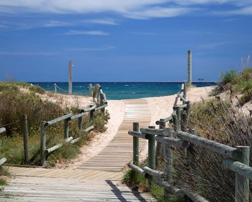 Image - Costa Daurada, Flight + Hotel from London