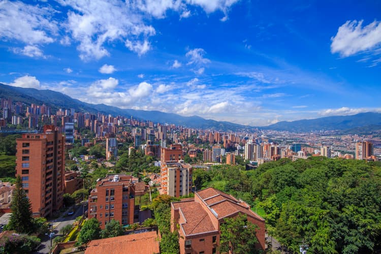 Imagen - ClaroClub-Medellin con vuelo incluido