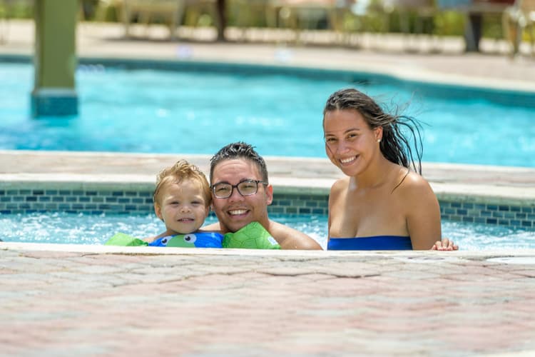 Imagen - Jue 05 Mar 26 - COR / AUA + Hoteles (FAMILY PLAN)