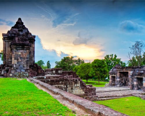 Imagen - Indonesia, templos y playa
