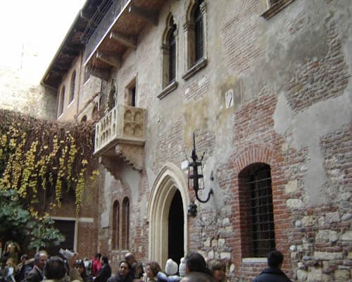 Image -  Weekend in the romantic city of Romeo and Juliet