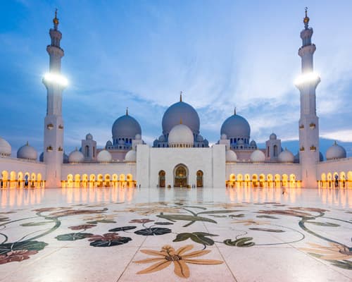 Immagine - Abu Dhabi: Natale tra dune e skyline