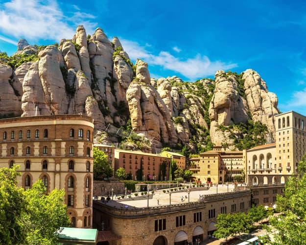 Imagem - MONTSERRAT: O CORAÇÃO ESCONDIDO DA MONTANHA SAGRADA