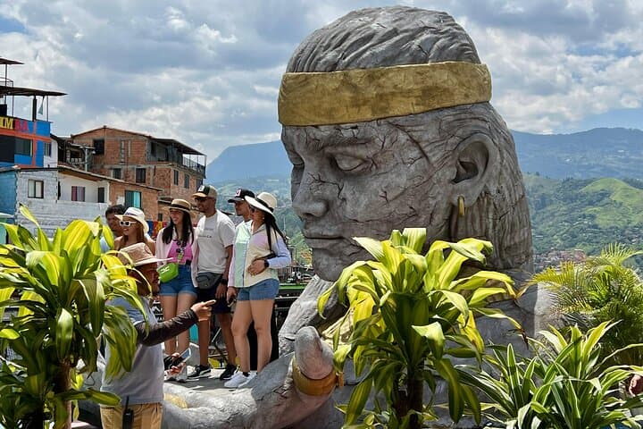 Image - MEDELLIN, CARTAGENA Y BOGOTA, PASE EN HELICÓPTERO Y VUELOS 