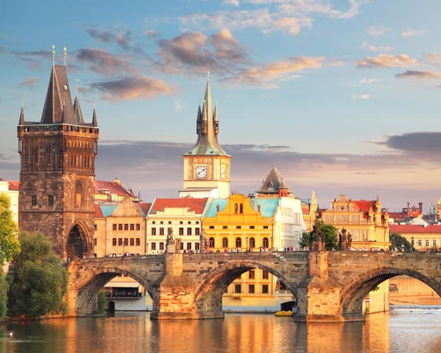 Imagem - Praga - Avião + Hotel 5* SA - 3 Dias / 2 Noites