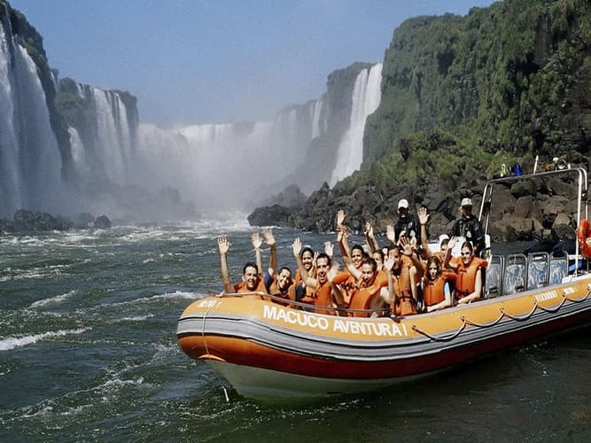 Imagen - Macuco Safari - paseo en bote