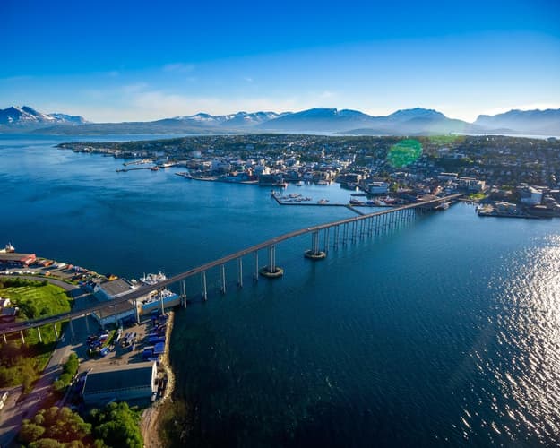 تصویر - 4 Nights in Tromsø, Norway.