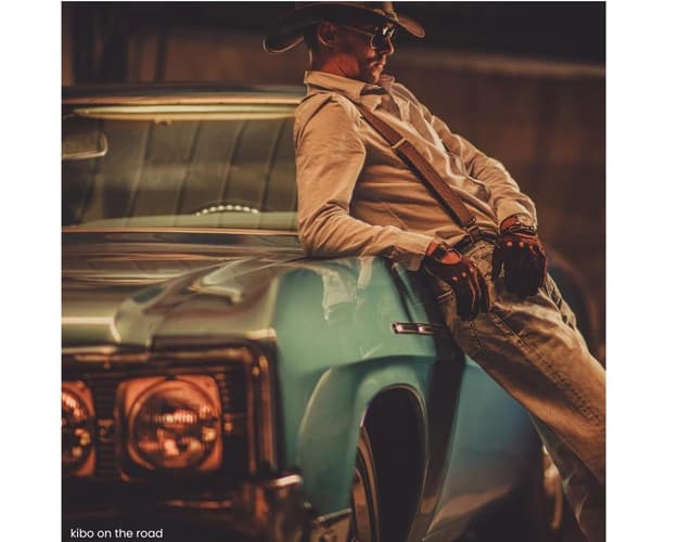 Immagine - FROM THE BAY TO THE BRIGHT LIGHTS 