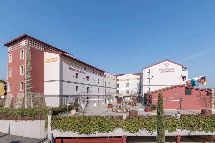 Image - 3 N Hotel Borgo Brianteo Bergamo
