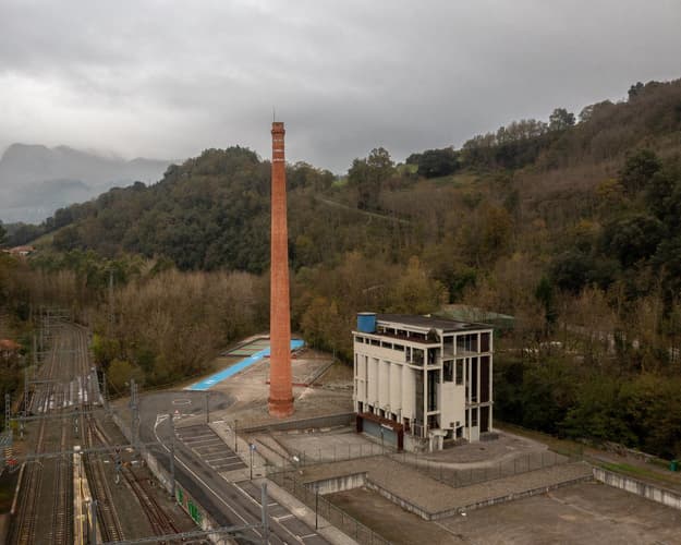 Image -  Fábrica de Dolomitas y Txakoli DeBringas (2 de noviembre)