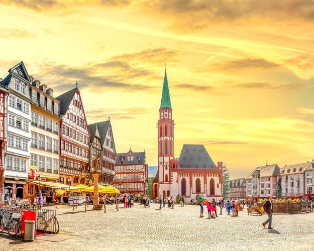 Bild -  Frankfurt - 1st May