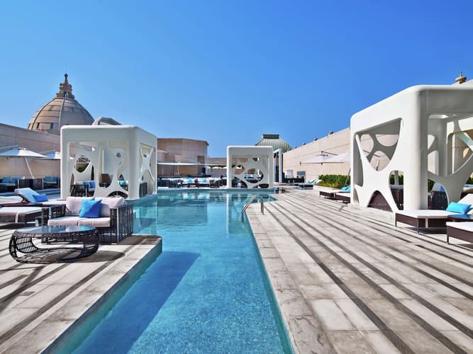 Image - 5 Days BUBAI (V Dubai, Curio Collection by Hilton 5* - BB)