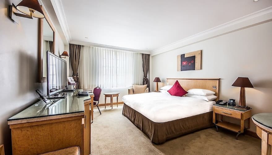 Image - 5 Days LONDON (Courthouse Hotel 5* - BB)