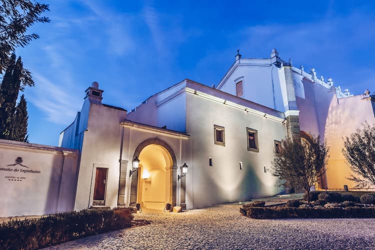 Image - Convento do Espinheiro, Historic Hotel & Spa