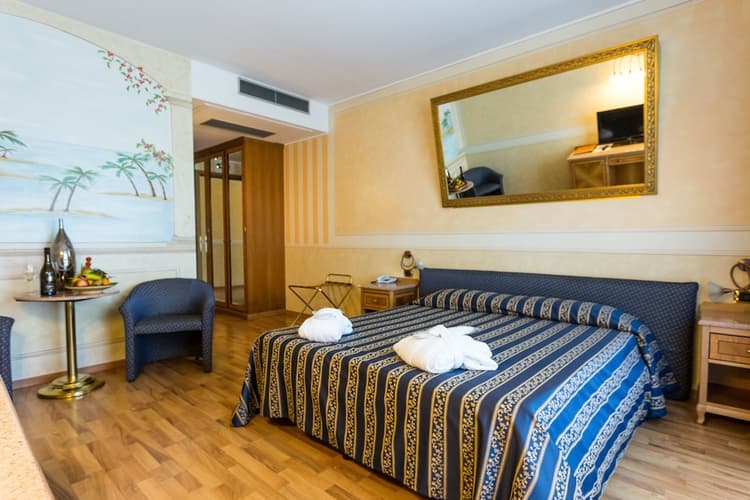 Imagen - 7 NTS en Hotel Porta del Sole y 3 Green Fees