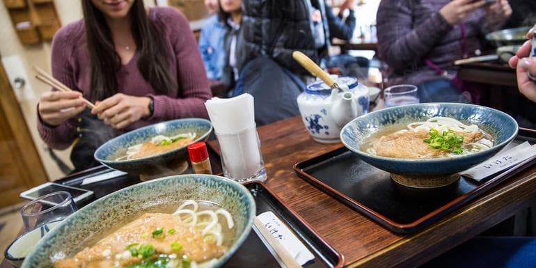 Bild - Korea to Japan: Epic Eats & Bright City Lights