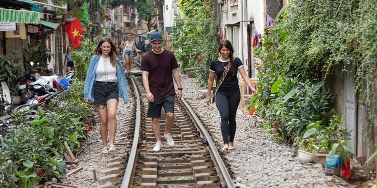 Image - Hanoi Escape: Night Life, City Vibes & Bia Hoi Corner