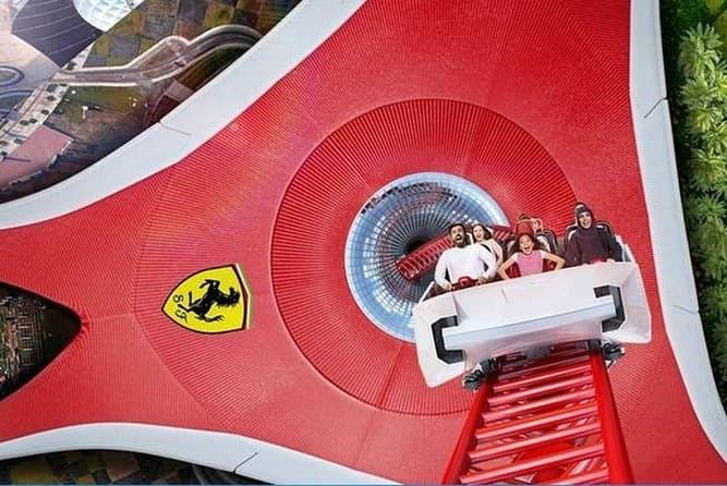 Imagen - Excursión de un día a Ferrari World desde Dubái
