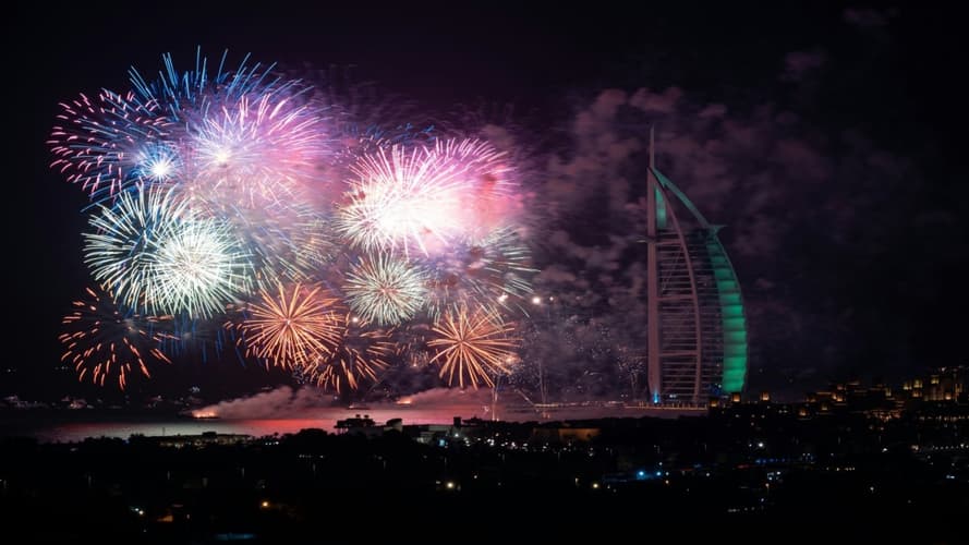 Изображение - Celebre El Año Nuevo En Emiratos