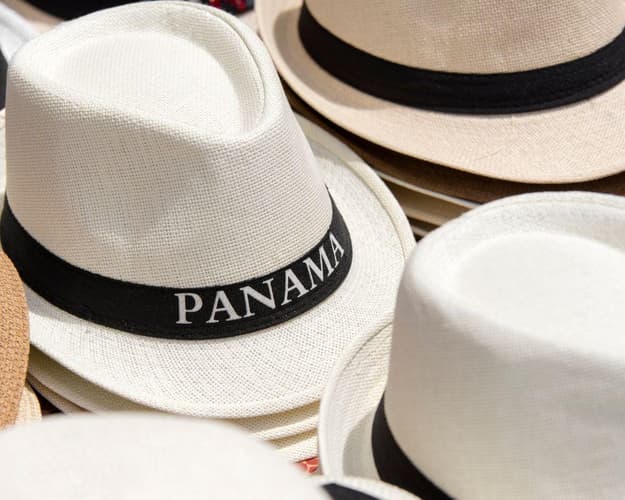 EXPLORE COSTA RICA & PANAMA Foreste, Vulcani e Vie d'Acqua