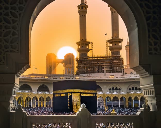 Image - 2 Nights Jabal Omar Luxury Stay - 5 Stars Elegance in Makkah