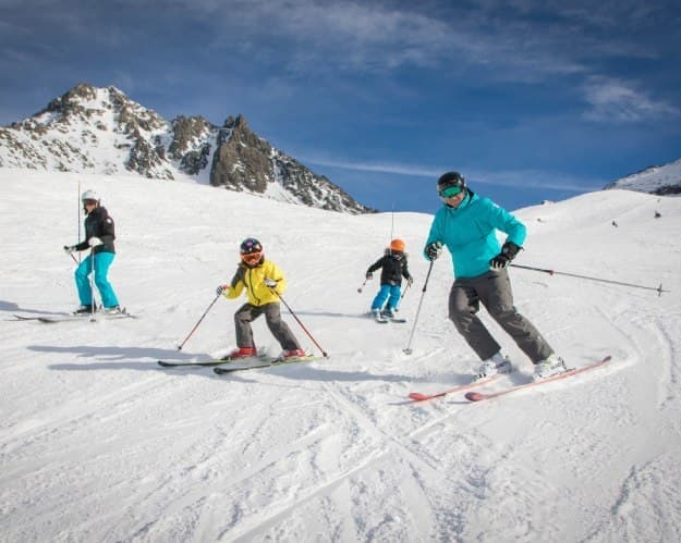 Imagen - Esquia en Familia